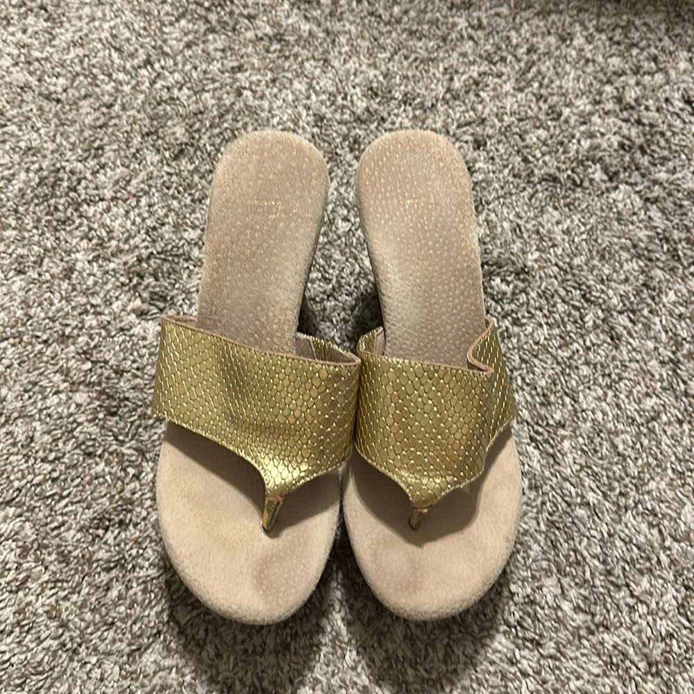 Reba Shoes